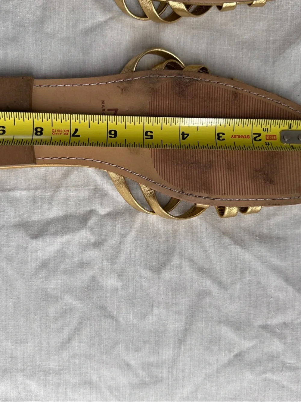 Marc Fisher LTD Gold Strappy Flat Sandals Square Toe Crossover Straps – Size 11 - Picture 7 of 8